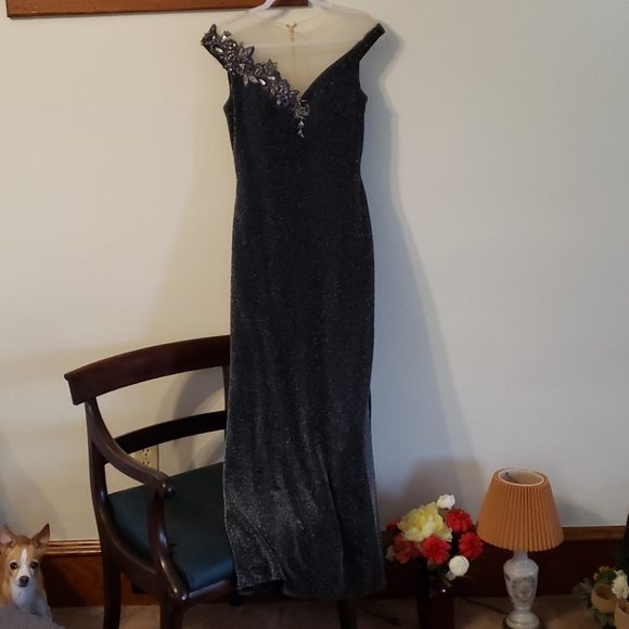 Prom dress or mother's dress - Picture 2 of 3